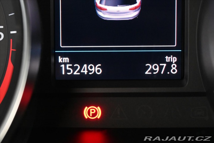 Volkswagen Passat 2,0 TDI 110 kW DSG Busine 2022