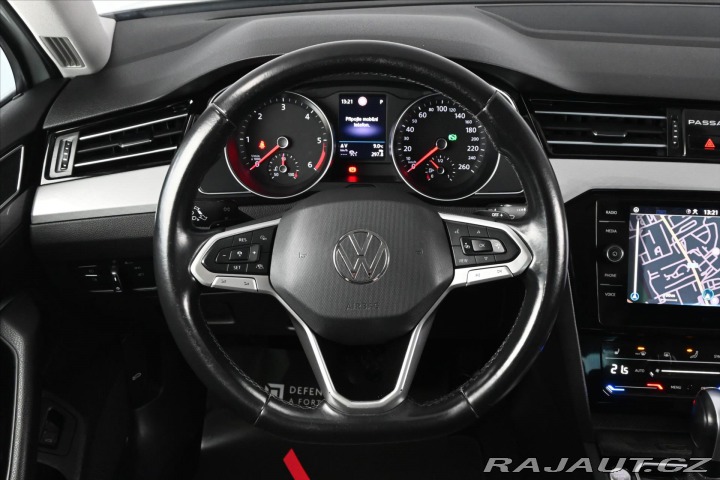 Volkswagen Passat 2,0 TDI 110 kW DSG Busine 2022