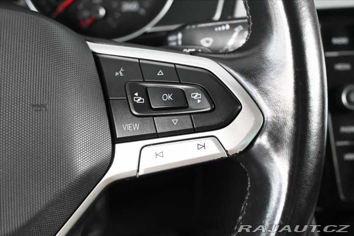 Volkswagen Passat 2,0 TDI 110 kW DSG Busine 2022