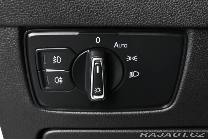 Volkswagen Passat 2,0 TDI 110 kW DSG Busine 2022