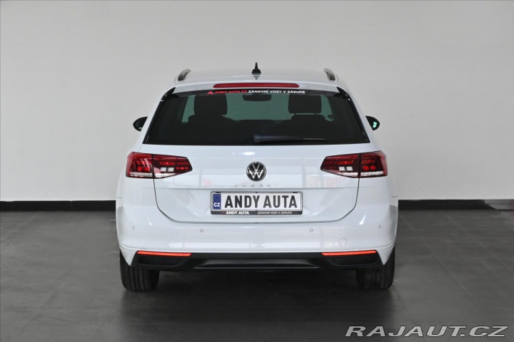 Volkswagen Passat 2,0 TDI 110 kW DSG Busine 2022