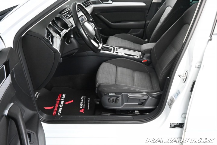 Volkswagen Passat 2,0 TDI 110 kW DSG Busine 2022