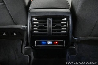 Volkswagen Passat 2,0 TDi 110kW DSG Busines 2022