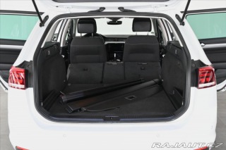 Volkswagen Passat 2,0 TDi 110kW DSG Busines 2022