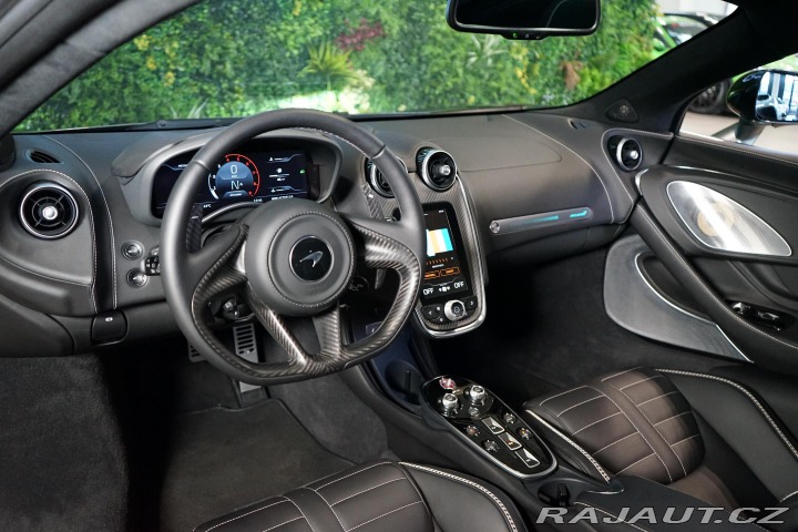 McLaren GT S Lift B&W LED Techlu 2025