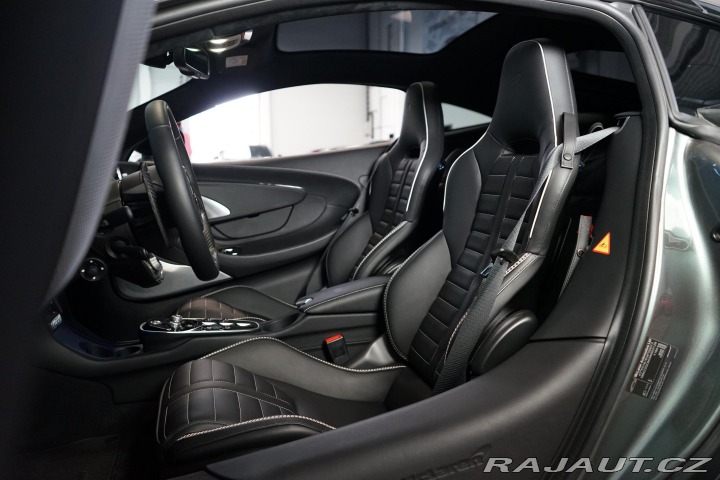 McLaren GT S Lift B&W LED Techlu 2025