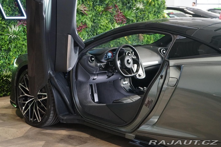 McLaren GT S Lift B&W LED Techlu 2025