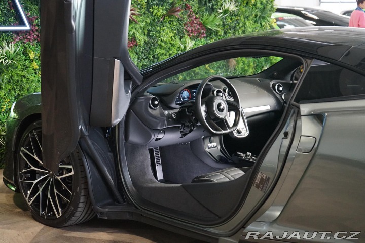 McLaren GT S Lift B&W LED Techlu 2025