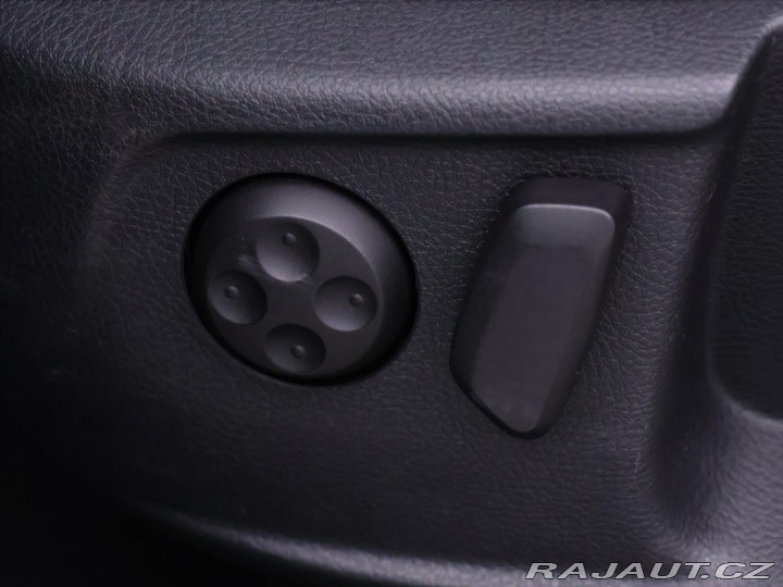 Volkswagen Passat 1,6 TDI Aut.klima Tempoma 2013