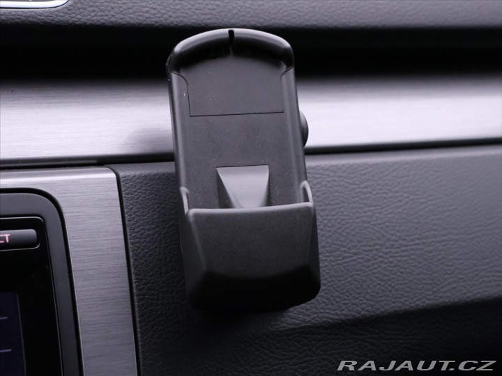 Volkswagen Passat 1,6 TDI Aut.klima Tempoma 2013