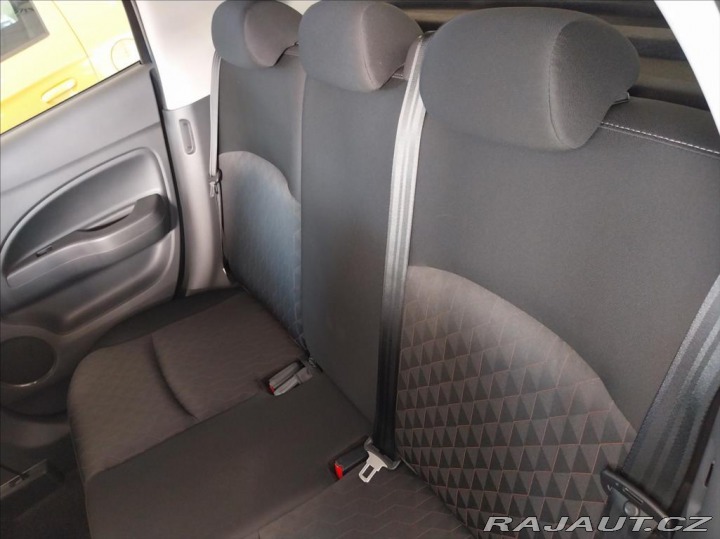 Mitsubishi Space Star 1.2 5MT INVITE 2025