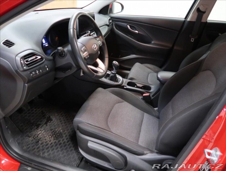 Hyundai i30 1,0 T-GDI Comfort ČR 1-ma 2022