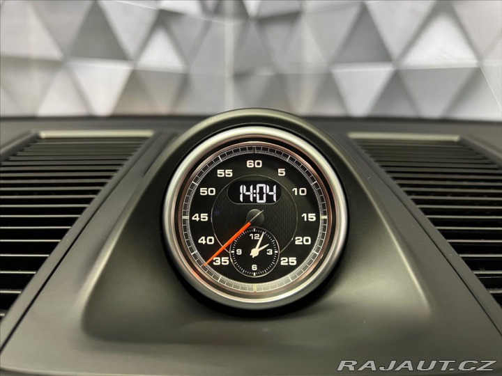Porsche Macan TURBO PDK, CHRONO, VZDUCH 2016