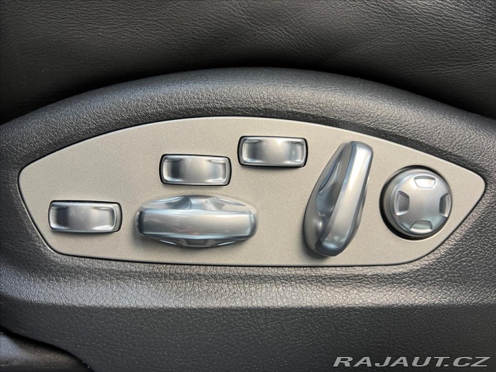 Porsche Macan TURBO PDK, CHRONO, VZDUCH 2016