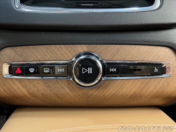 Volvo XC90 B5 AWD INSCRIPTION +, KEY 2019