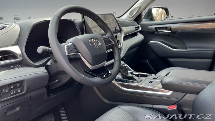 Toyota Highlander 2,5 Hybrid CVT Executive 2024