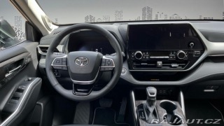 Toyota Highlander 2,5 Hybrid CVT Executive 2024