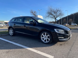 Volvo V60 D4
