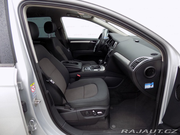 Audi Q7 3.0TDI/4x4/7.míst/LED/NAV 2012