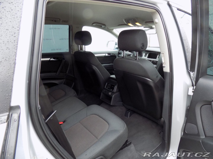 Audi Q7 3.0TDI/4x4/7.míst/LED/NAV 2012