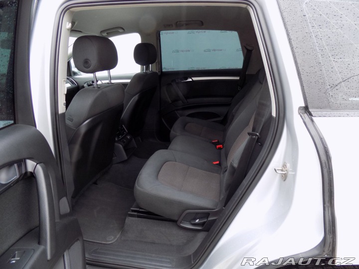 Audi Q7 3.0TDI/4x4/7.míst/LED/NAV 2012