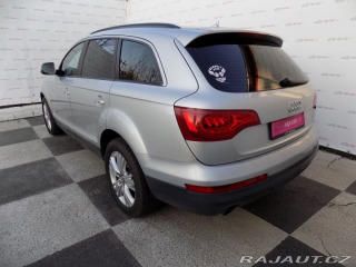 Audi Q7 3.0TDI/4x4/7.míst/LED/NAV 2012