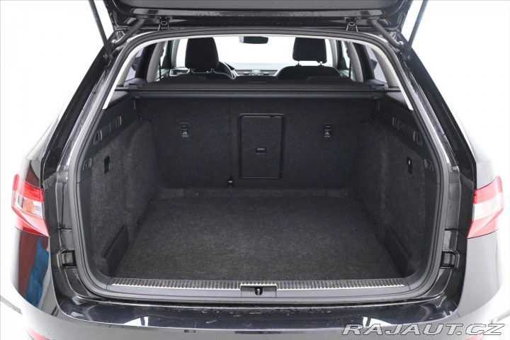 Škoda Superb 2,0 TDI 110 kW DSG Style 2022