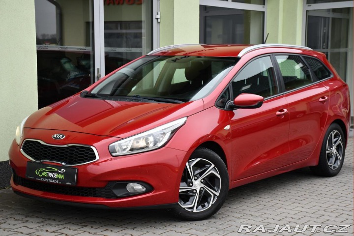 Kia Ceed 1,6i TAŽNÉ ČR REZERVACE 2014
