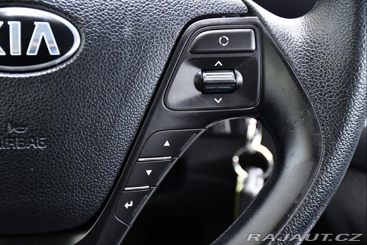 Kia Ceed 1,6i TAŽNÉ ČR REZERVACE 2014