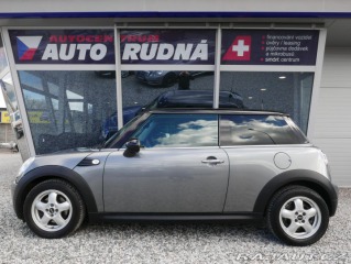Mini Cooper 1,6i 90kW Klima REZERVACE 2010