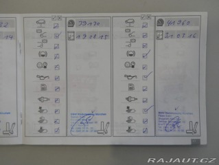 Mini Cooper 1,6i 90kW Klima REZERVACE 2010