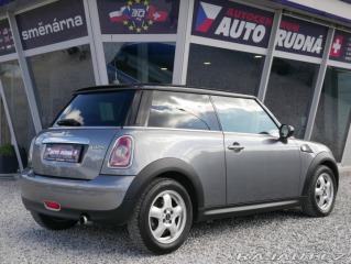 Mini Cooper 1,6i 90kW Klima REZERVACE 2010