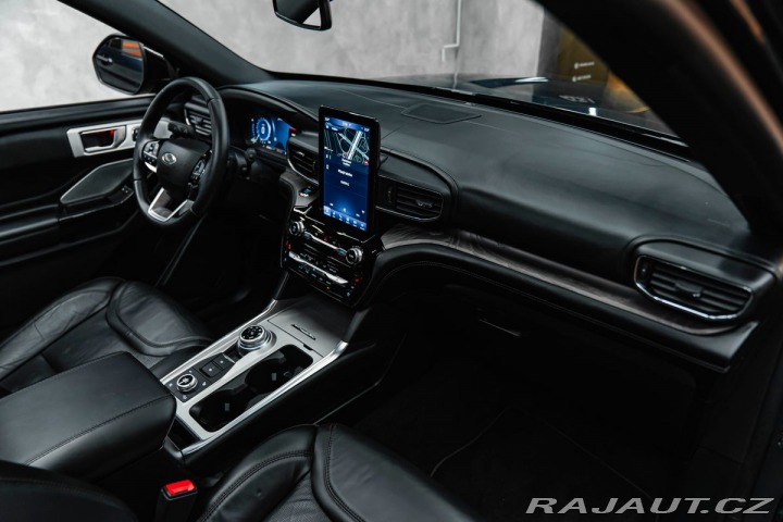 Ford Explorer Platinum Plug-in-Hybrid 4 2023