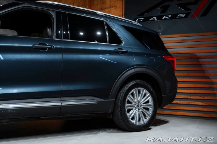 Ford Explorer Platinum Plug-in-Hybrid 4 2023