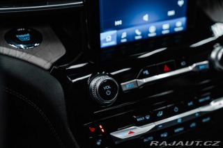 Ford Explorer Platinum Plug-in-Hybrid 4 2023
