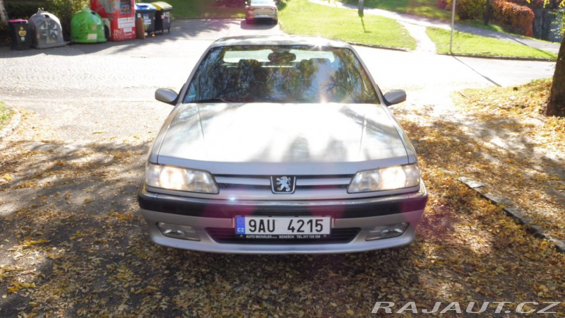Peugeot 605 