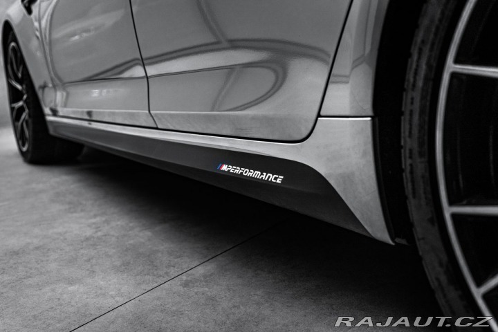 BMW M5 4.4 AT 2019