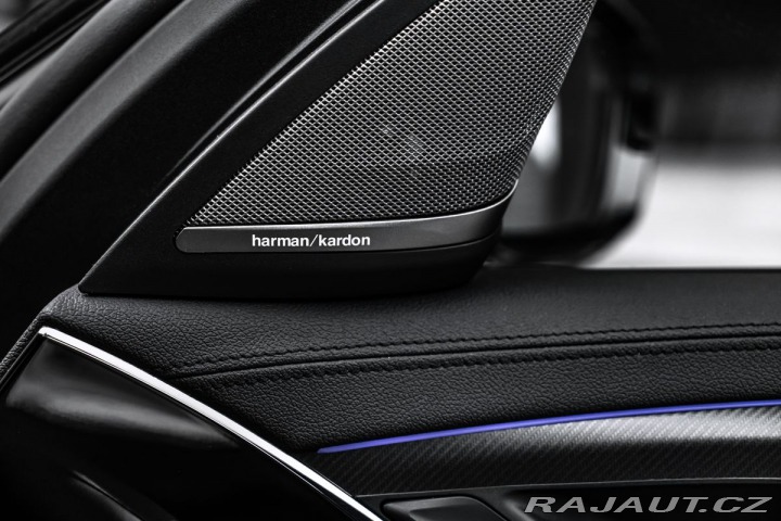 BMW M5 4.4 AT 2019
