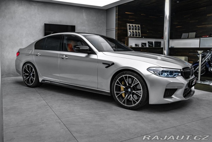 BMW M5 4.4 AT 2019