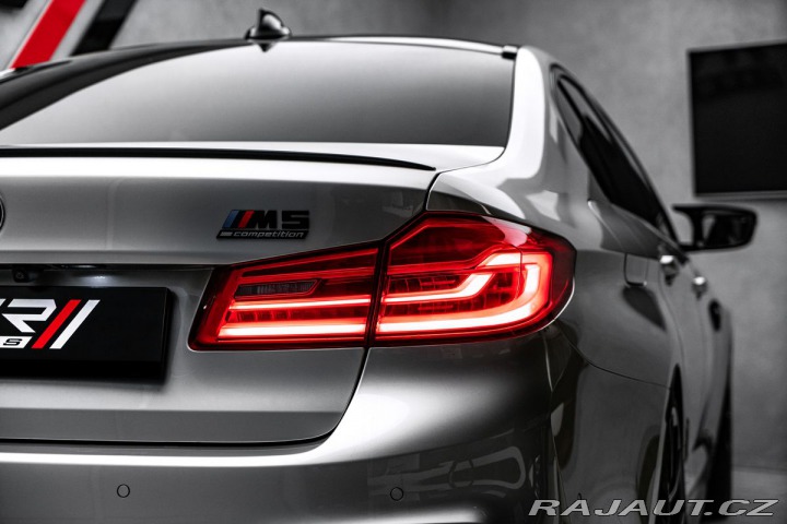 BMW M5 4.4 AT 2019