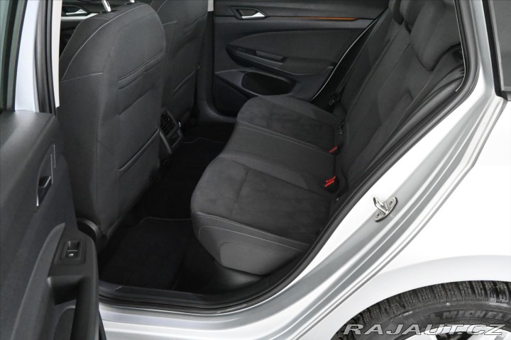 Volkswagen Golf 1,5 TSI 96 kW LIFE Záruka 2022