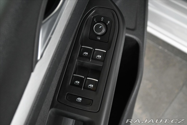 Volkswagen Golf 1,5 TSI 96 kW LIFE Záruka 2022