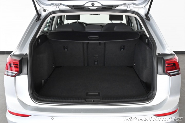 Volkswagen Golf 1,5 TSI 96 kW LIFE Záruka 2022