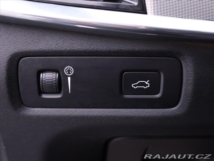 Volvo V90 2,0 T4 Drive-E Inscriptio 2018