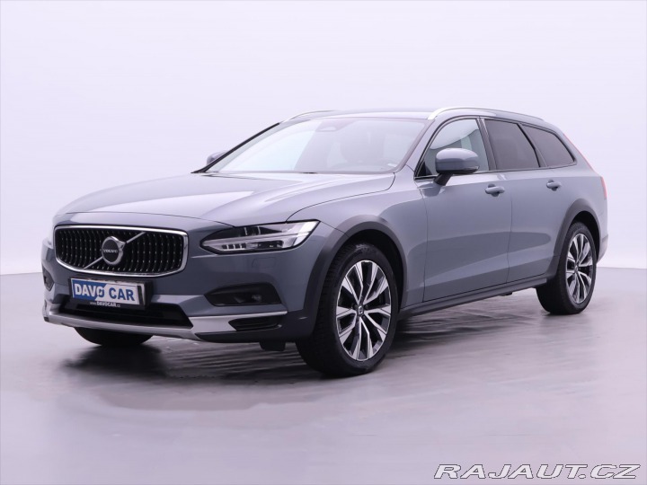 Volvo V90 2,0 B5 173kW AWD CZ 1.maj 2022