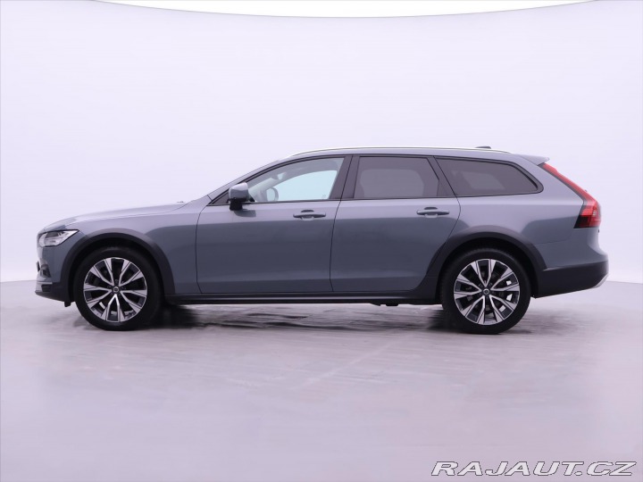 Volvo V90 2,0 B5 173kW AWD CZ 1.maj 2022