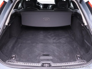 Volvo V90 2,0 B5 173kW AWD CZ 1.maj 2022