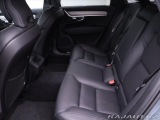 Volvo V90 2,0 B5 173kW AWD CZ 1.maj 2022