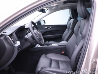 Volvo XC60 2,0 B5 AWD Plus Dark CZ 1 2022