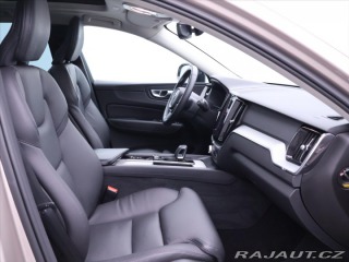Volvo XC60 2,0 B5 AWD Plus Dark CZ 1 2022